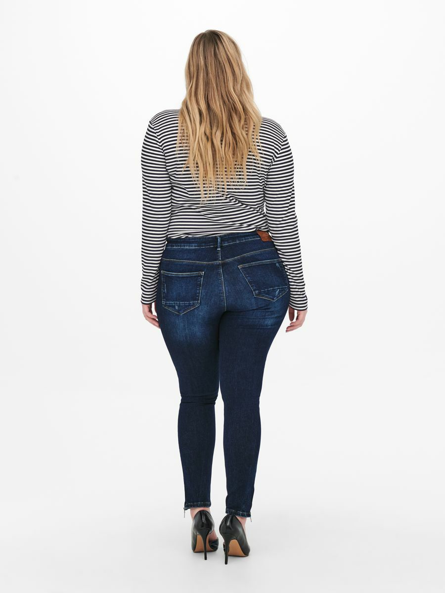 Abbigliamento Skinny fit ONLY Carmakoma Jeans Karla in Blu Scuro 