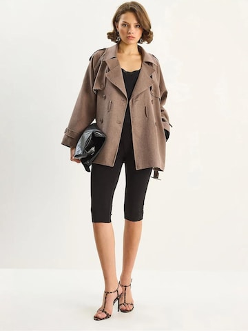 Bianco Lucci Between-seasons coat in Brown: front