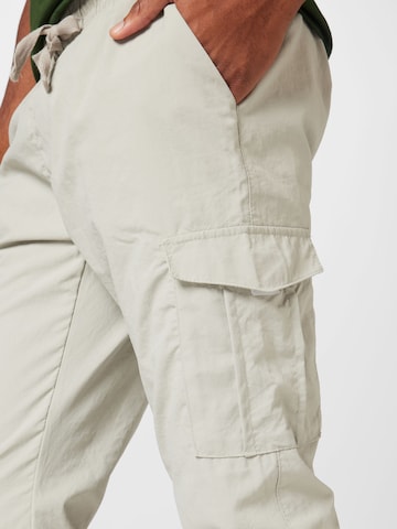 BRAVE SOUL Tapered Cargo Pants in White