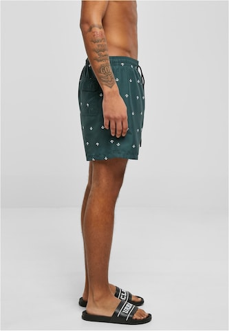 Shorts de bain Urban Classics en vert