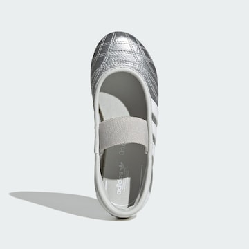 ADIDAS ORIGINALS Sneakerina 'Taekwondo' in Silber