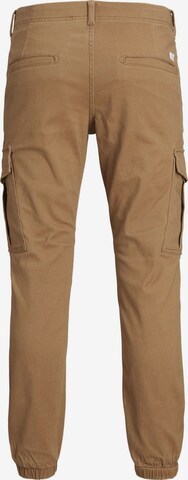 Coupe slim Pantalon cargo JACK & JONES en marron