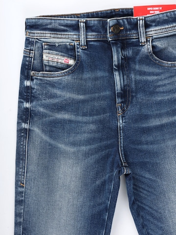 Skinny Jeans '1984 Slandy-High' di DIESEL in blu