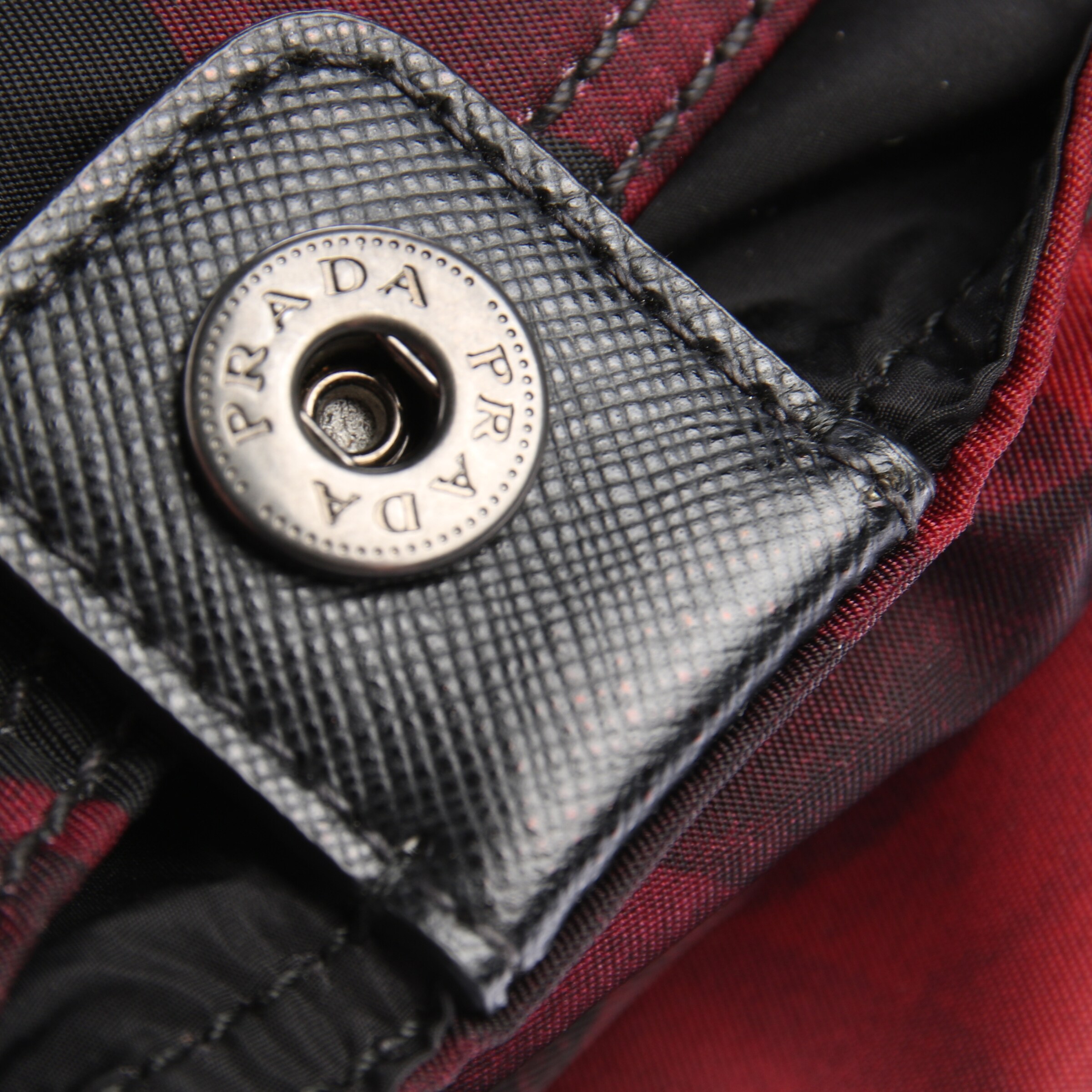 PRADA Bag in One size in Red