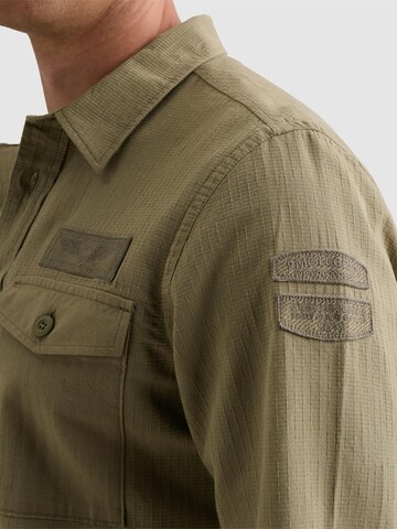 PME Legend Regular fit Overhemd 'Shirt in 100% cotton with chest pockets and badge' in Groen