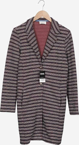 Cartoon Mantel M in Mischfarben: Vorderseite