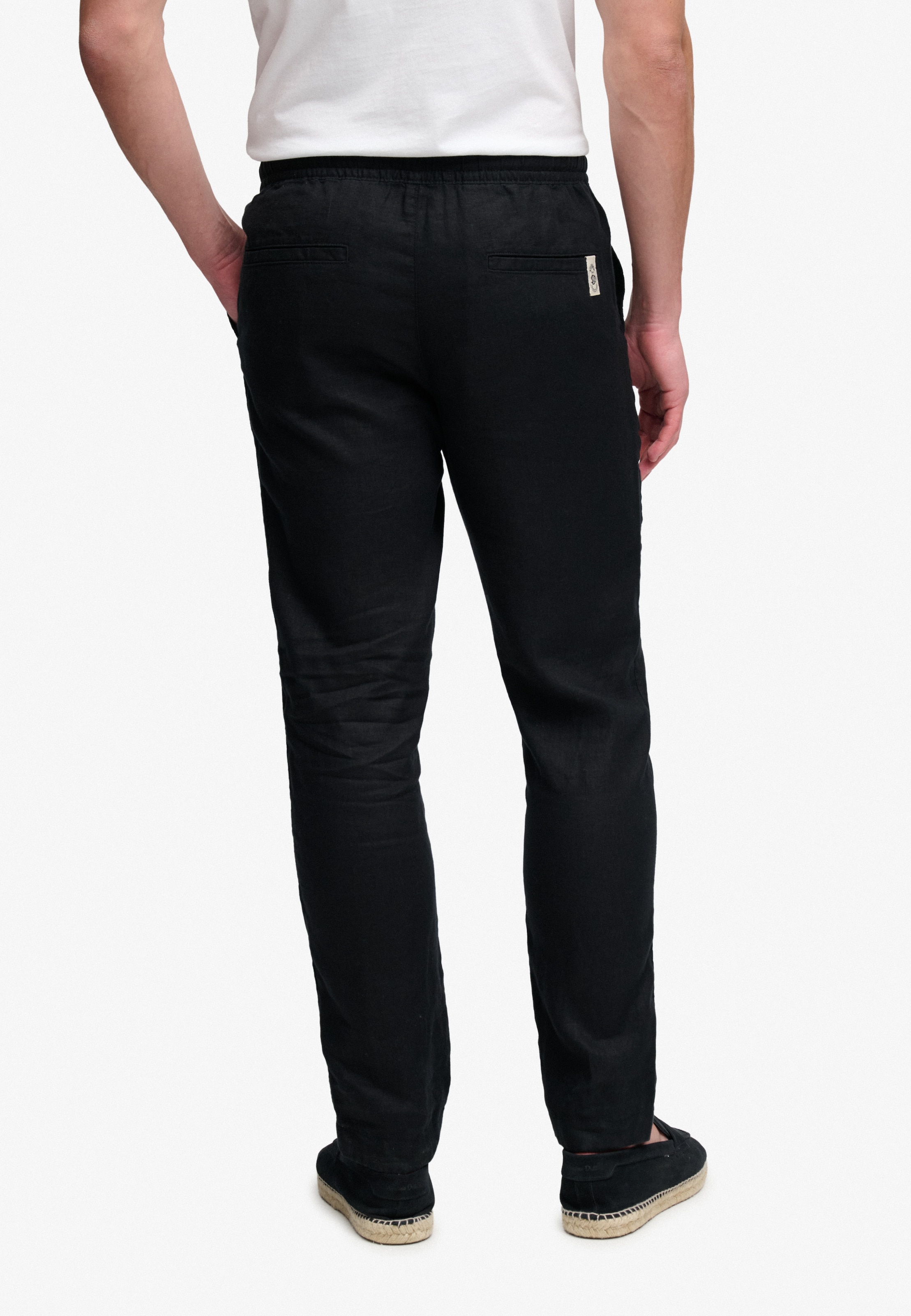 Superdry & Co Regular Pants in Black