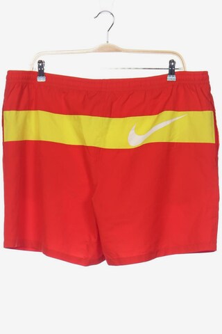 NIKE Shorts in 44 in Red