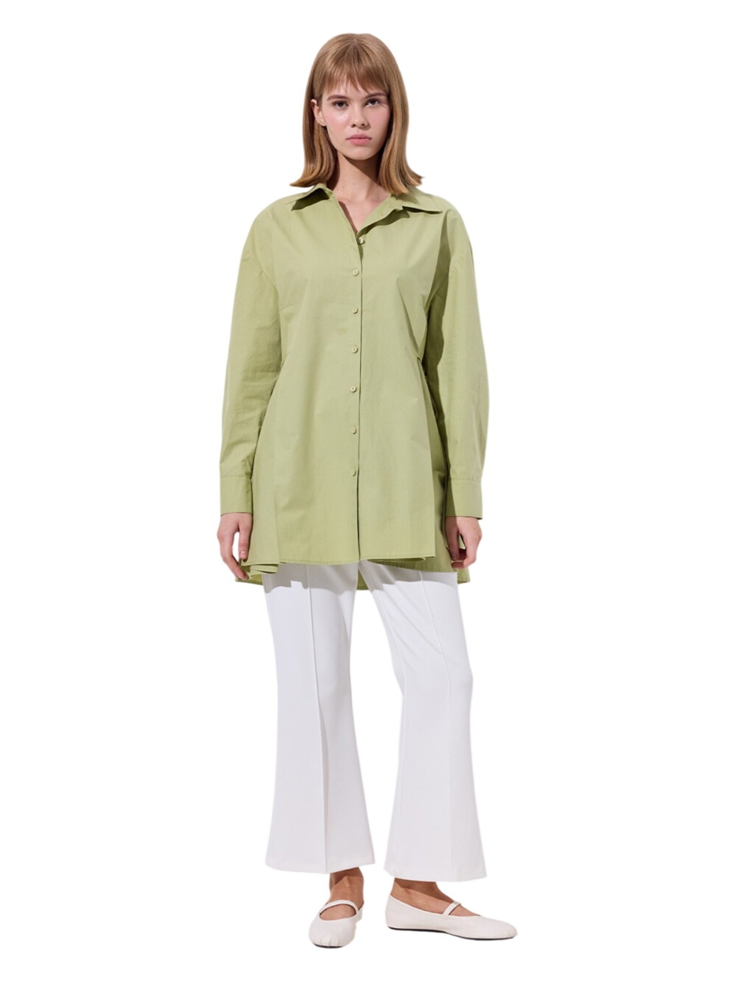 MANUKA Blouse in Groen: voorkant