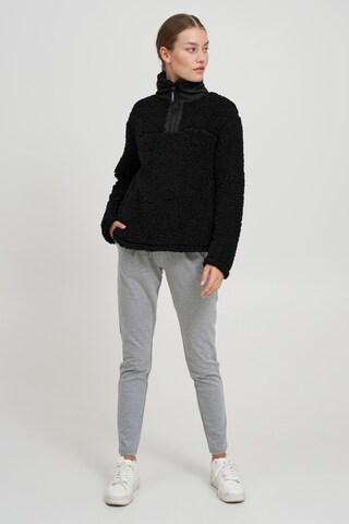 Oxmo Sweatshirt 'ELINA' in Black