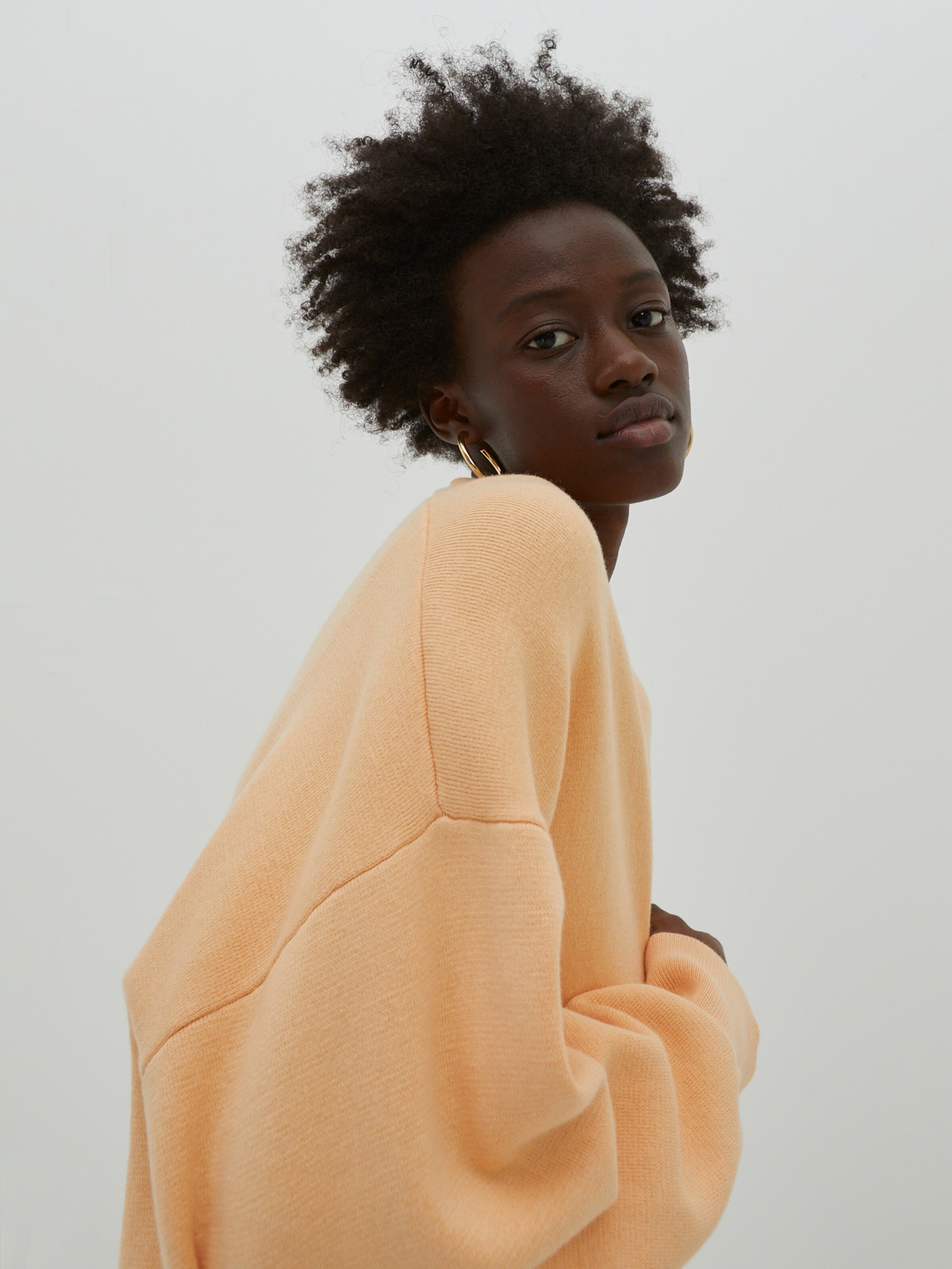 Frauen Pullover & Strick EDITED Strickjacke 'Hazel' in Apricot - CW46538 Frauen Pullover & Strick EDITED Strickjacke 'Hazel' in Apricot - CW46538