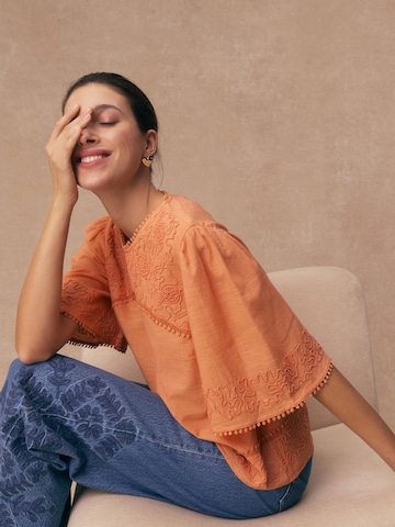 Next Blouse in Oranje