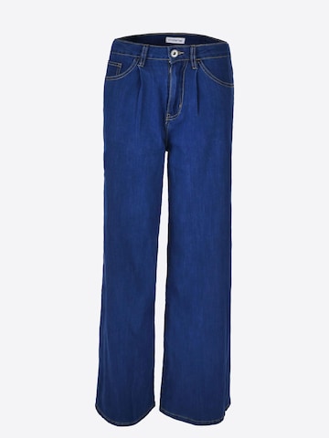 Fraternel Flared Jeans in Blue: front