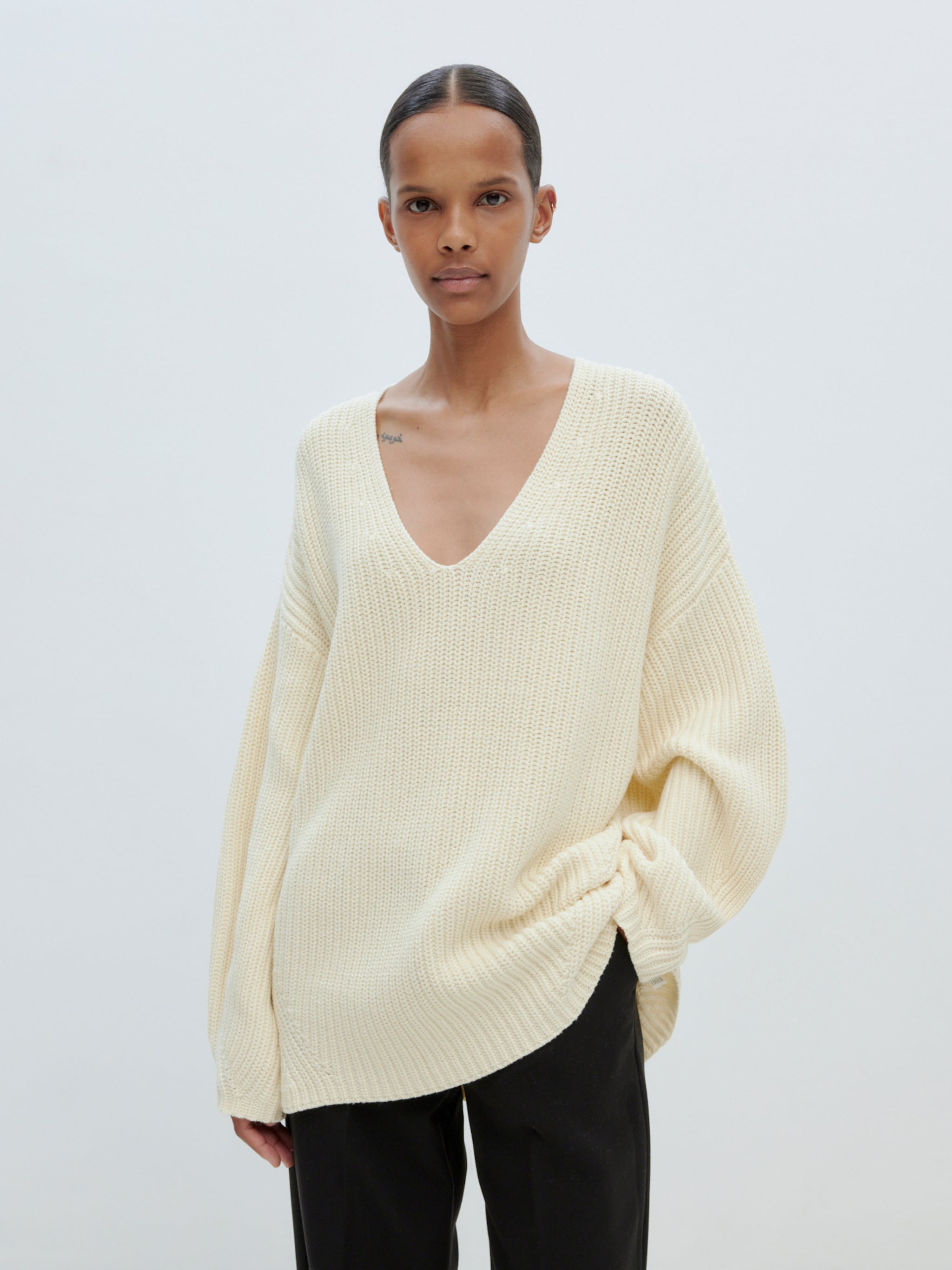 EDITED Producten Trui 'Yveline' Offwhite