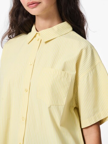 PIECES Bluse 'PCFEMME' i gul