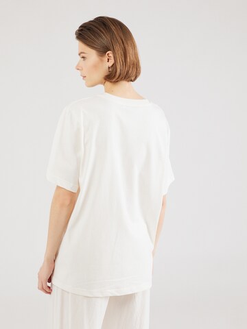 Marimekko Υπερμέγεθες μπλουζάκι 'EMBLA UNIKKO' σε λευκό