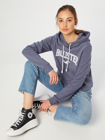 HOLLISTER Sweatshirt in Blau