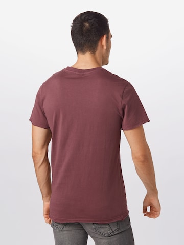Urban Classics Regular Fit T-Shirt in Rot