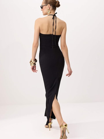 Robe de soirée Trendyol en noir