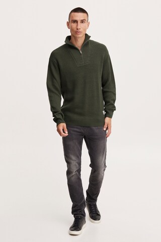 !Solid Sweater in Green