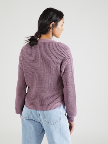 ABOUT YOU Pullover  'Selina' in Lila