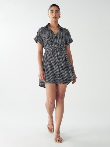 Abito camicia 'Wilhelmina' di Willa in nero
