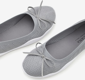 LASCANA Ballerina in Grey