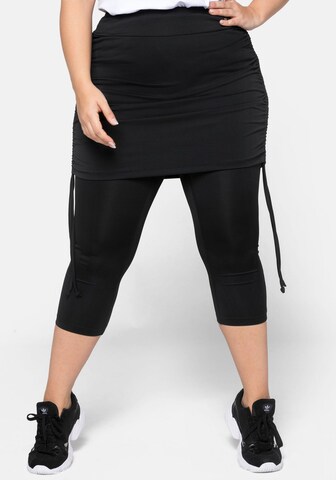 SHEEGO Skinny Leggings in Zwart: voorkant