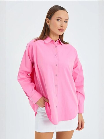 MixRay Blouse in Pink: front