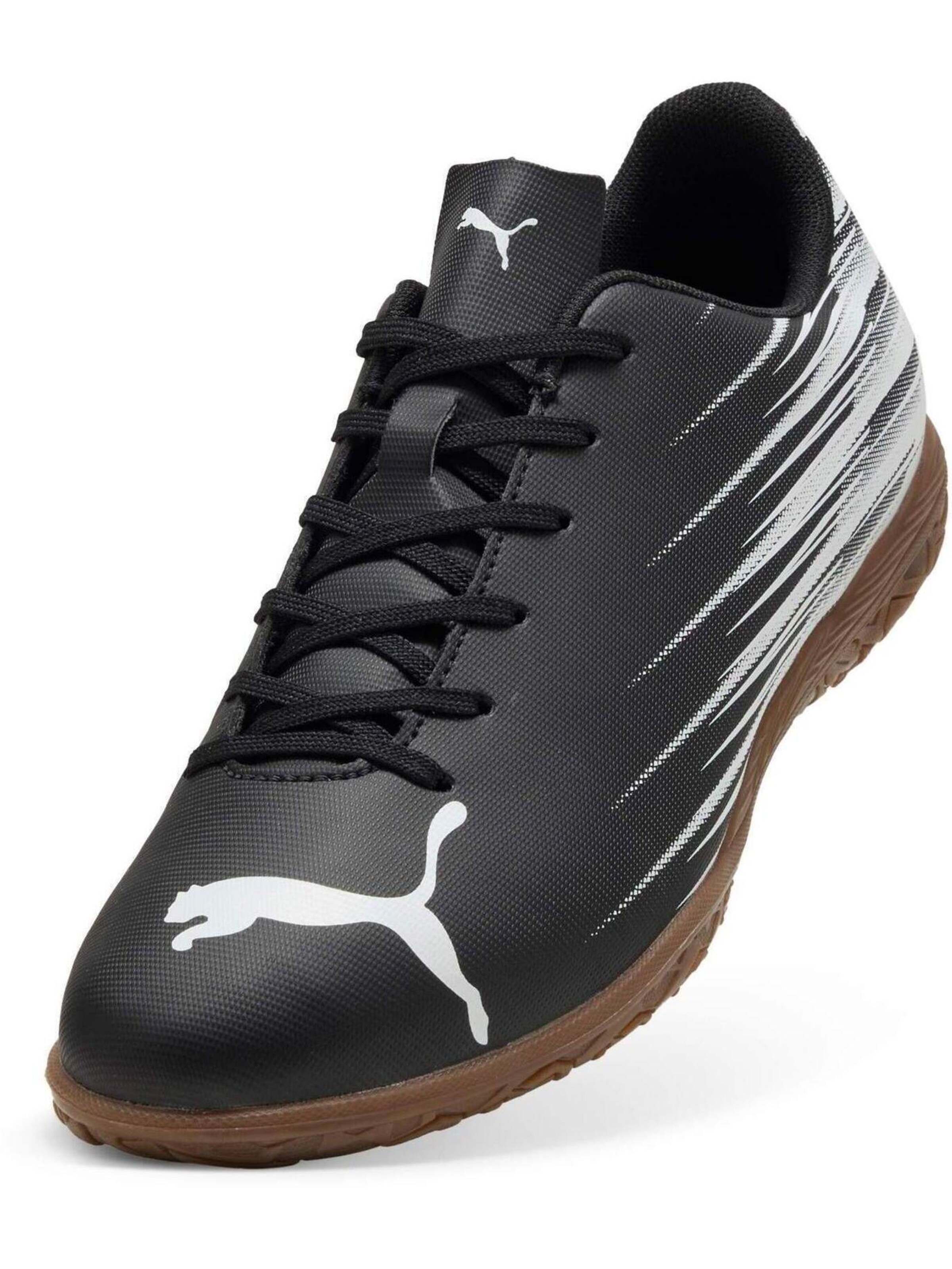 Scarpa sportiva 'Attacanto Ii It' di PUMA in nero
