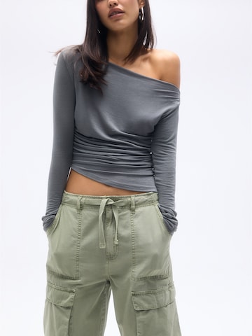 Pull&Bear Loose fit Cargo Pants in Green