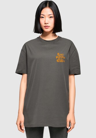 Merchcode T-Shirt 'Funky Pineapple' in Grau: Vorderseite