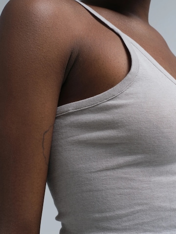 Seamless Basic Top – šedá