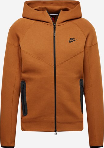 Veste de survêtement 'TCH FLC' Nike Sportswear en marron : devant