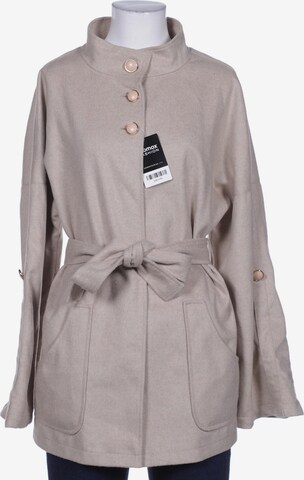 APART Jacket & Coat in XS in Beige: front