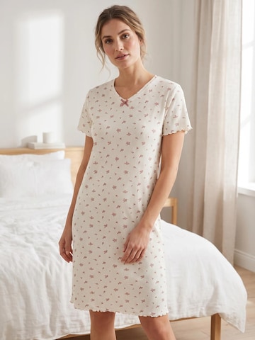By Louise Nachthemd in Wit