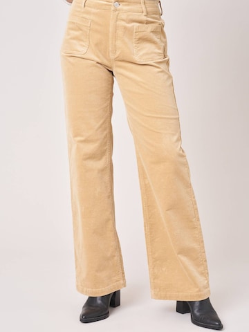 Bootcut Pantalon Deeluxe en beige