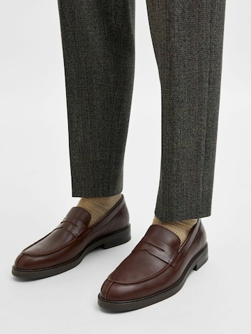 SELECTED HOMME Classic Flats in Brown: front