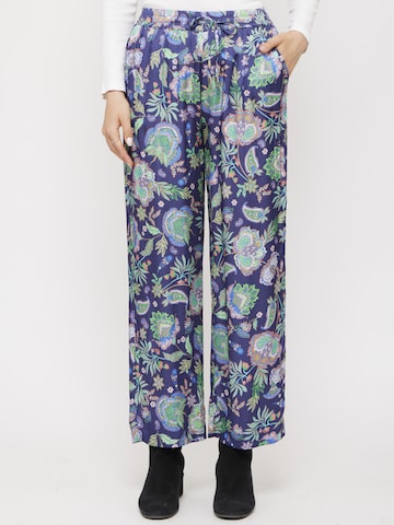 VICCI Germany Loose fit Pants in Blue: front