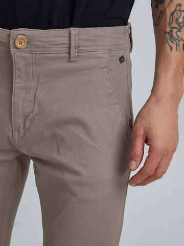 BLEND - Slimfit Calças chino 'Natan' em cinzento