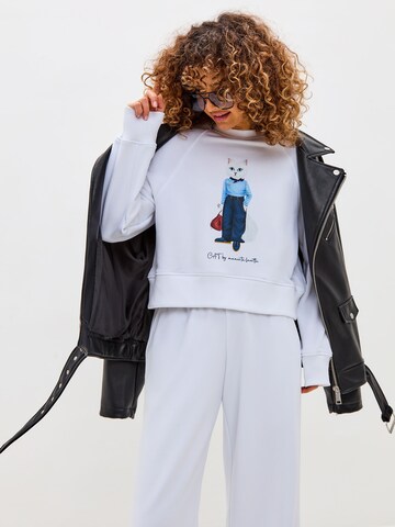 Sweat-shirt CAT by Maniita Lacitta en blanc