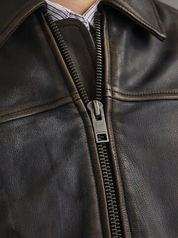 JACK & JONES Jacke in Braun
