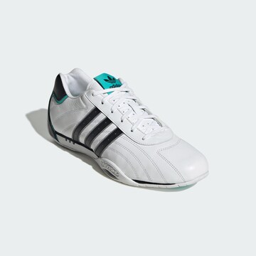 Baskets basses 'Adiracer Mercedes Amg Petrones F1 Team' ADIDAS ORIGINALS en blanc