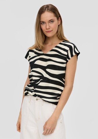 s.Oliver T-shirt i svart: framsida