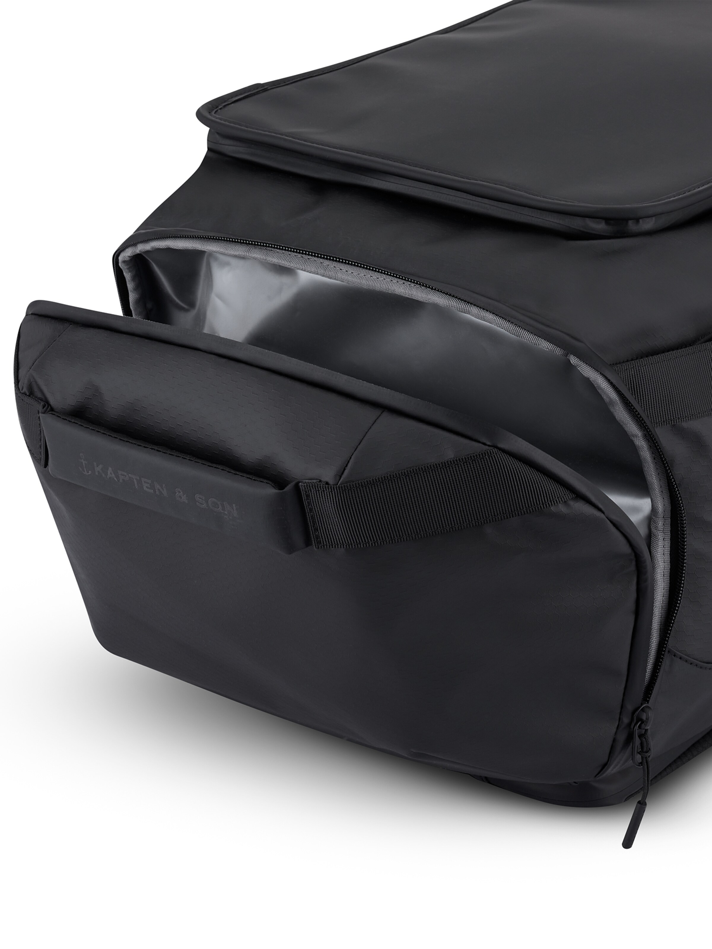 Kapten & Son Matkakassi 'Lisbon Duffle Backpack Medium' värissä musta