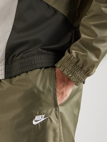 Survêtement 'CLUB' Nike Sportswear en vert