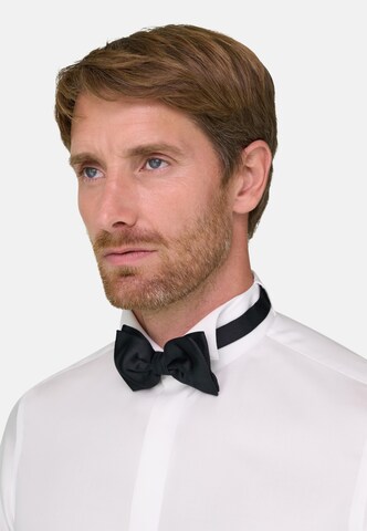 Coupe slim Chemise Boggi Milano en blanc : devant