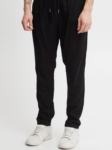 !Solid - regular Pantalón 'Taiz' en negro: frente