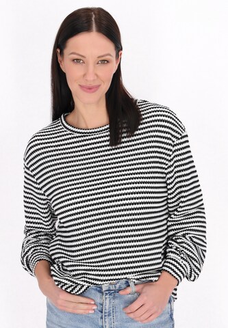 usha BLUE LABEL Sweater in Black: front