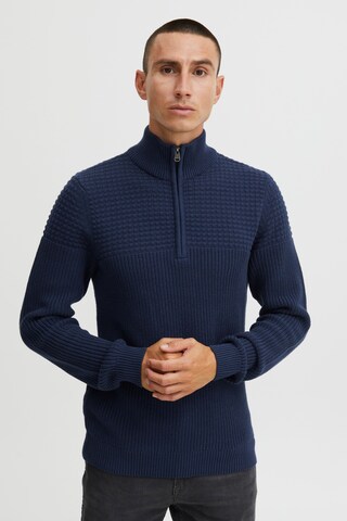11 Project Sweater 'Adam' in Blue: front